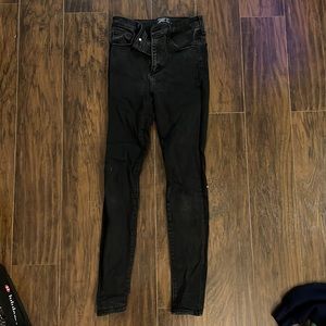 Abercrombie super skinny jeans size 4